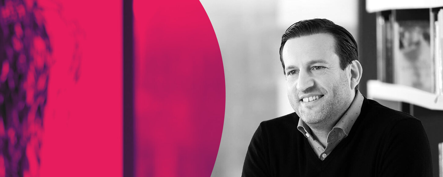 Coolness manager and financial expert