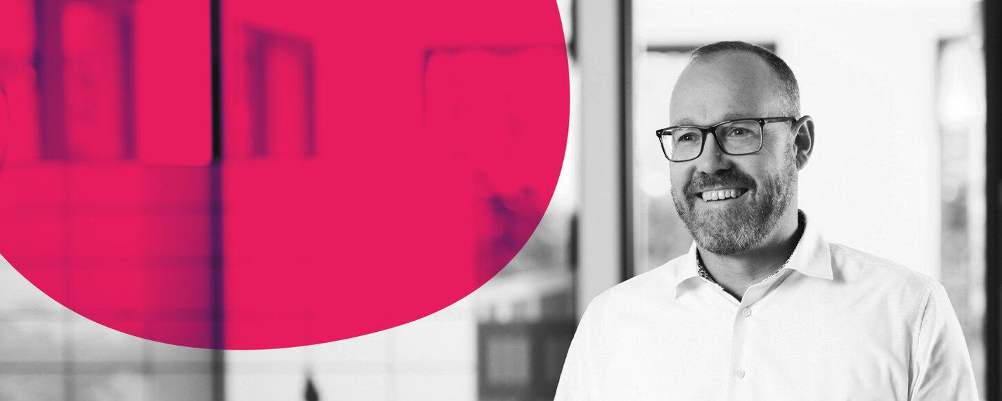 SME consultant and tax law expert